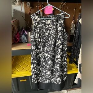 Abstract Black and White Women's Sleeveless Dress. Size 16.